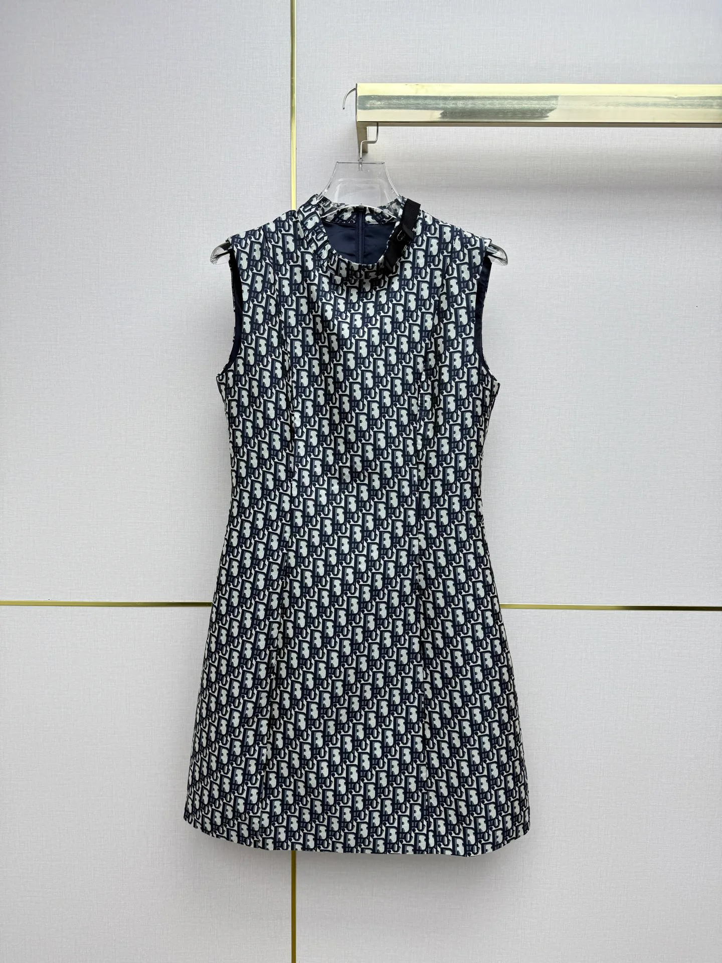 Платья Женские Christian Dior 11591314