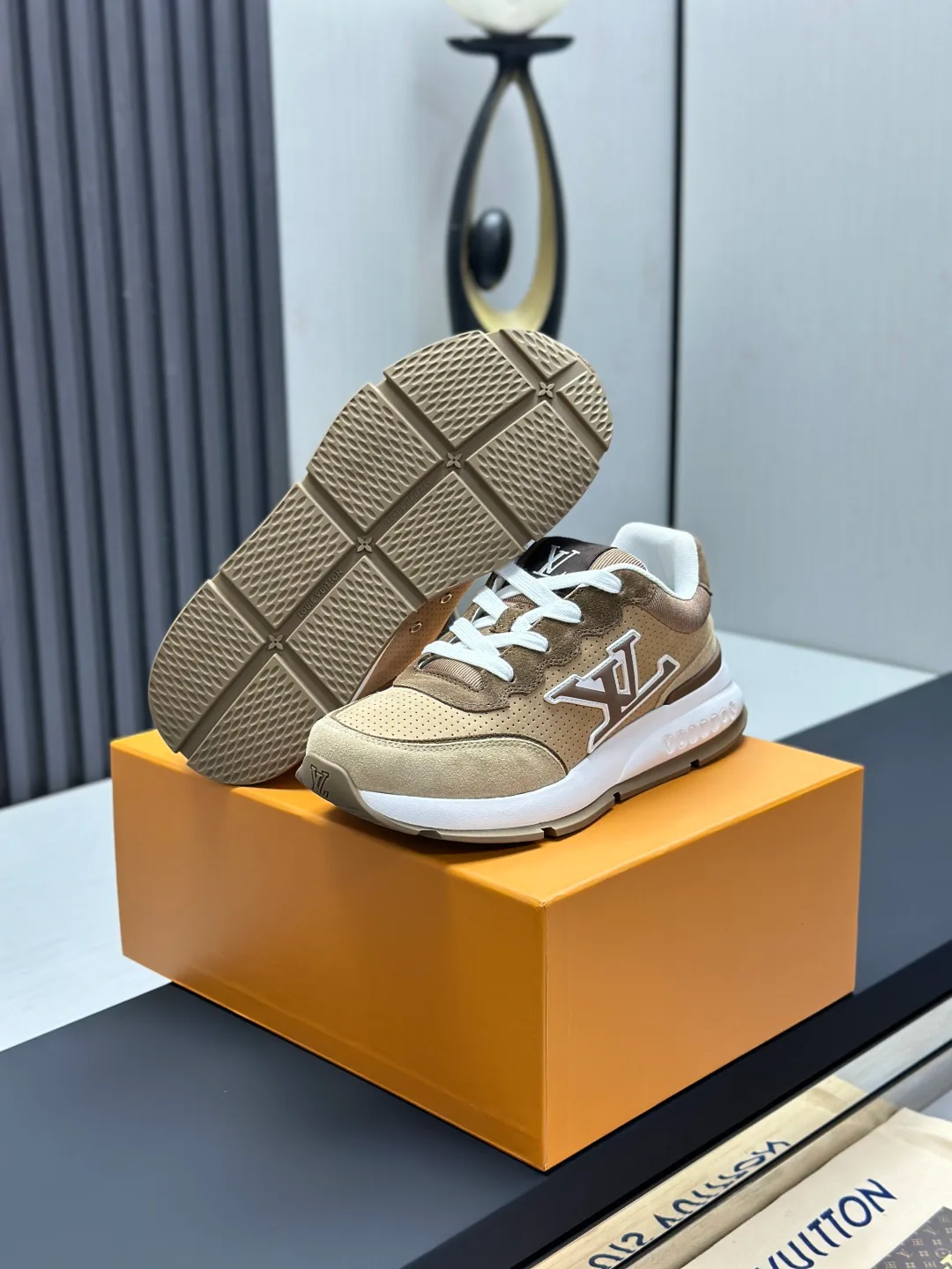 Кроссовки Мужские Louis Vuitton 11161985