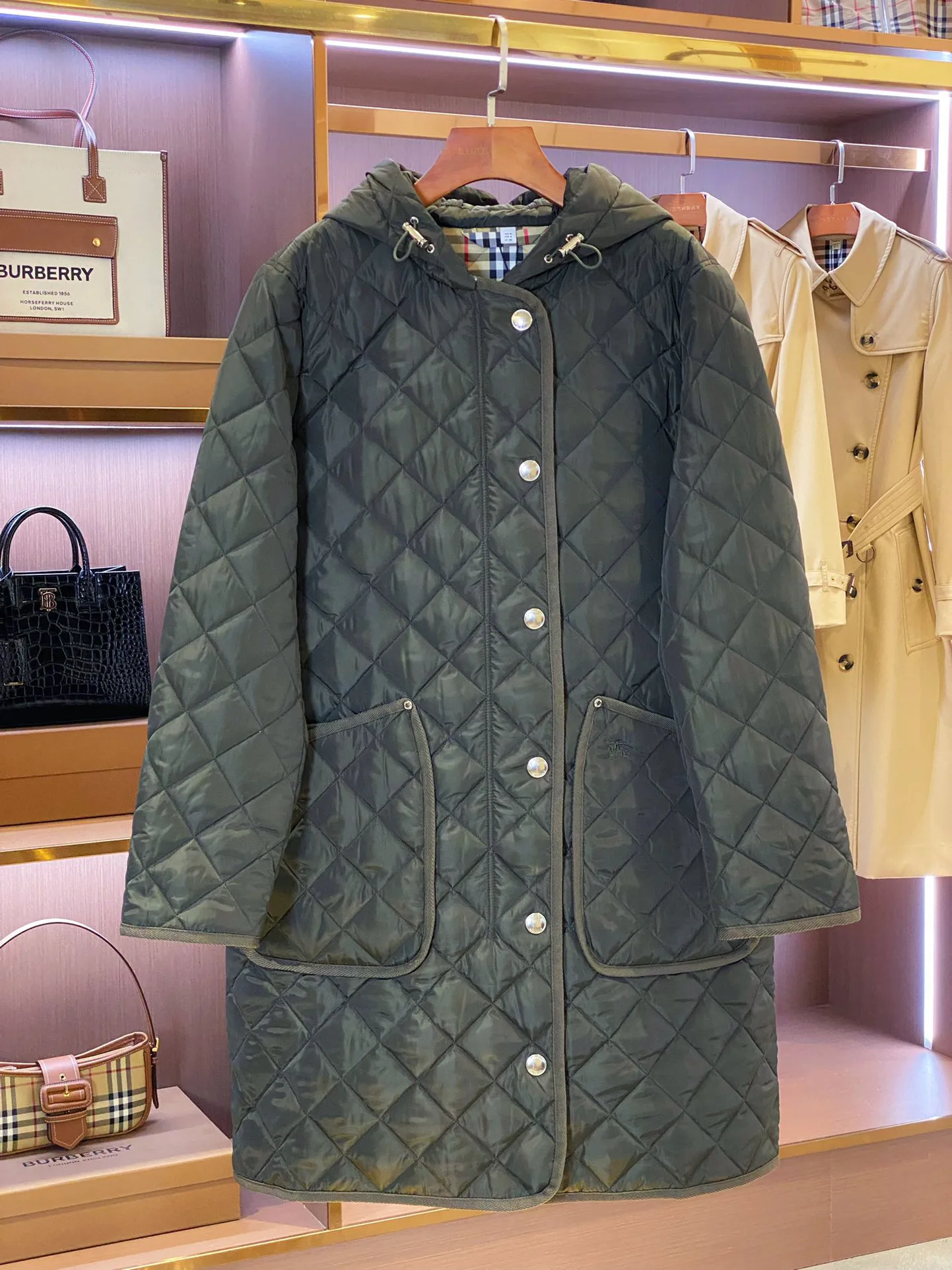 Куртки И Пуховики Женские Burberry 1524899