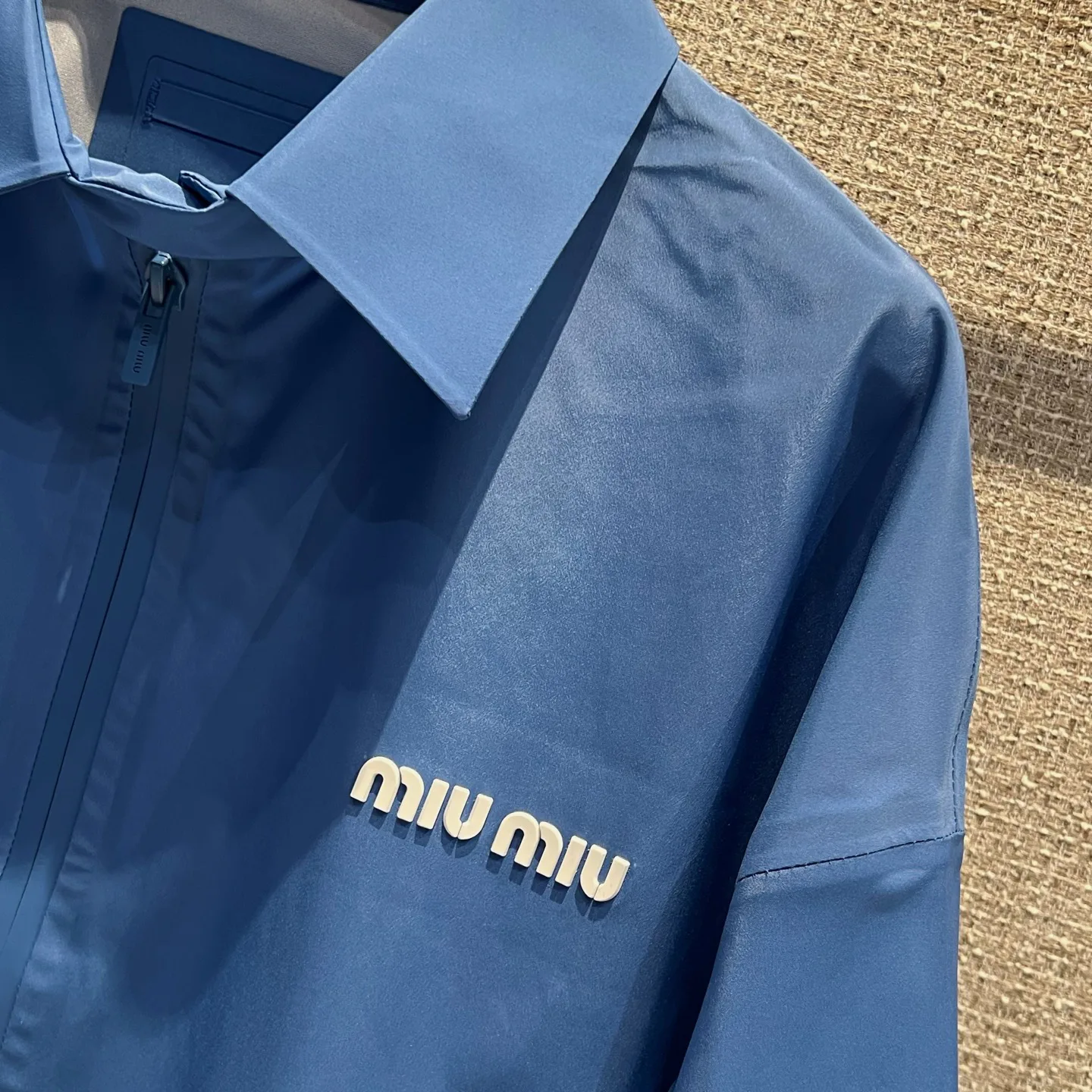 Куртки И Пуховики Женские Miu Miu 10655684