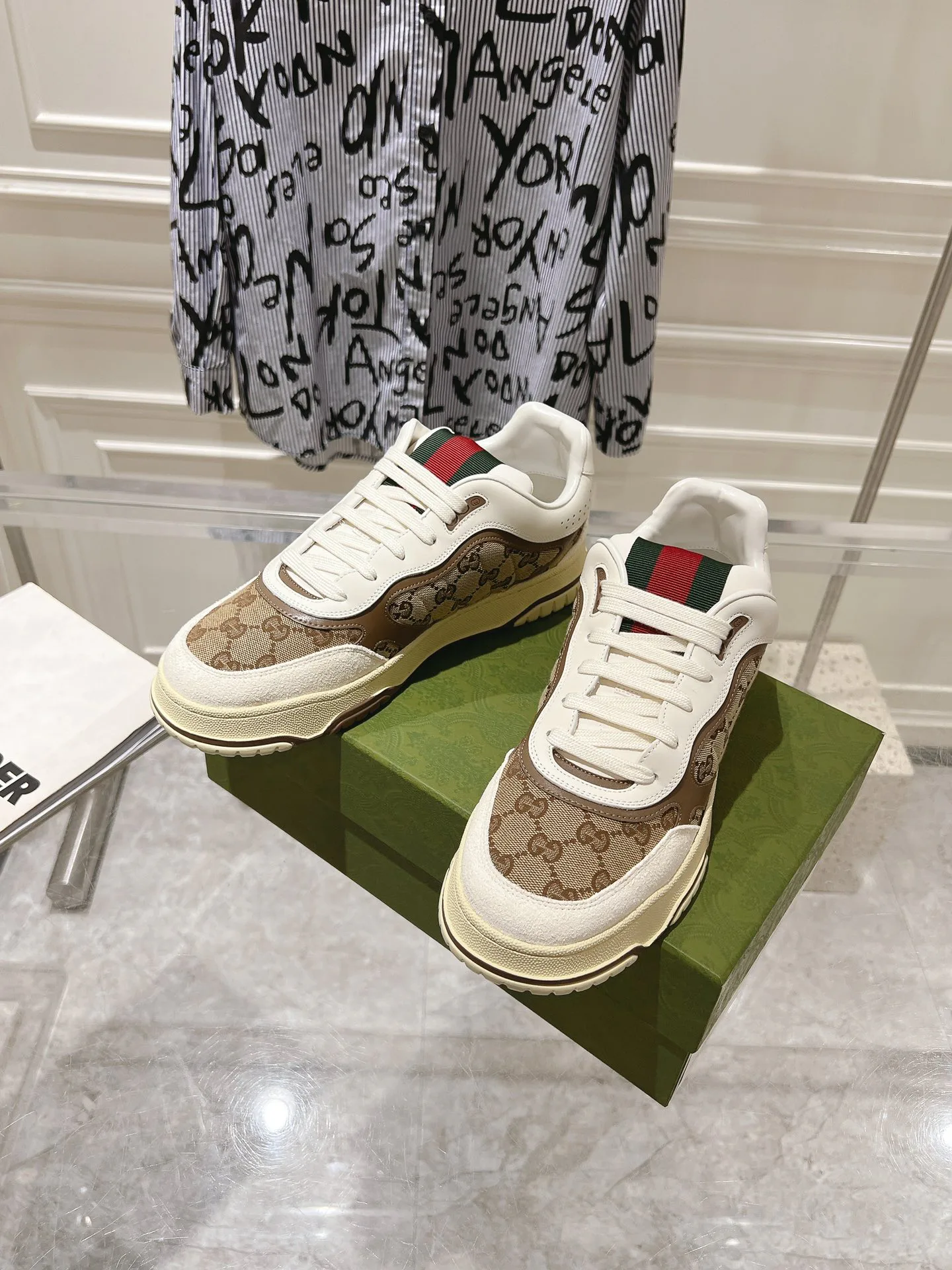 Кроссовки Женские Gucci 75672