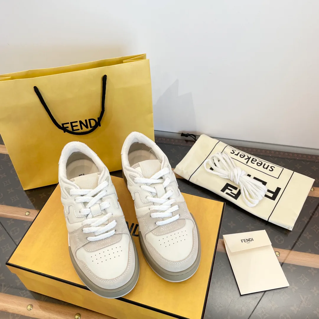 Кроссовки Женские Fendi 11161939