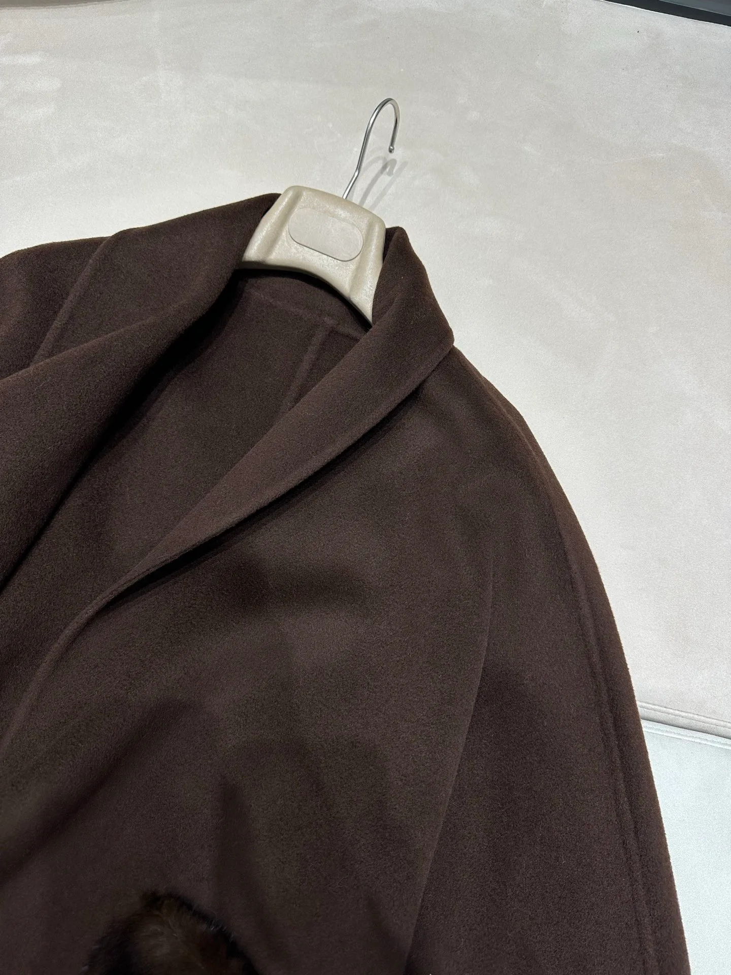 Пальто Женские Loro Piana 19485366