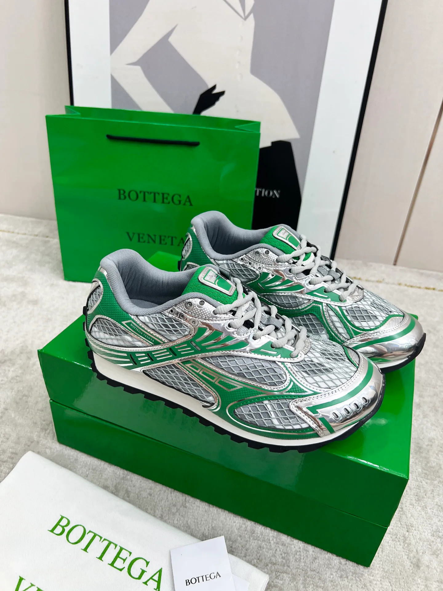 Кроссовки Женские Bottega Veneta 11679364