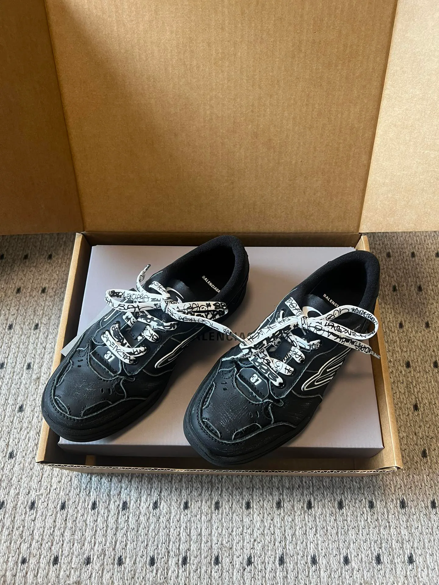 Кроссовки Женские Balenciaga 479023