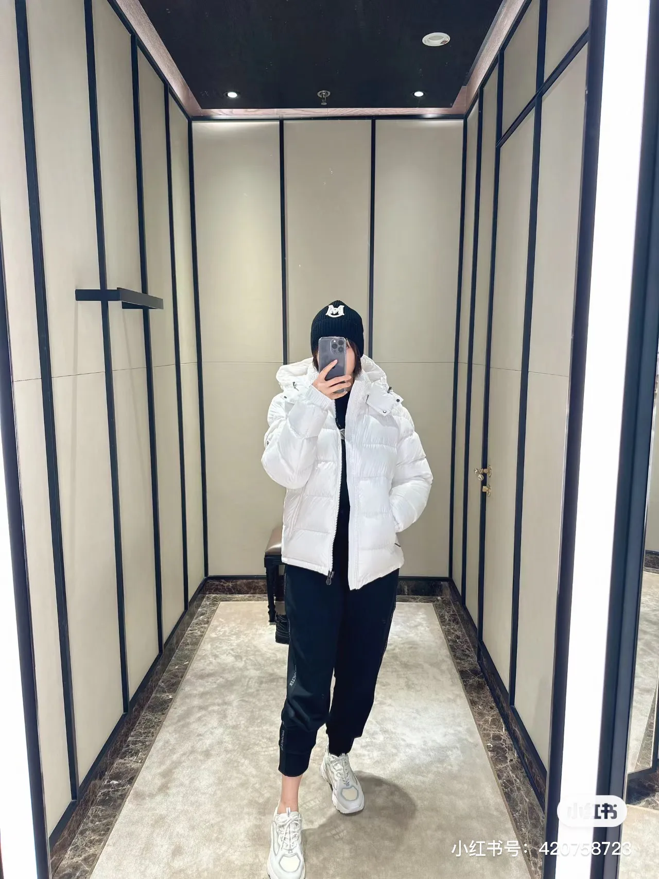 Куртки И Пуховики Женские Moncler 19879810