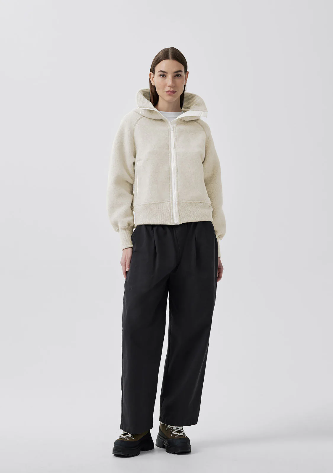 Куртки И Пуховики Женские Canada Goose 3405920