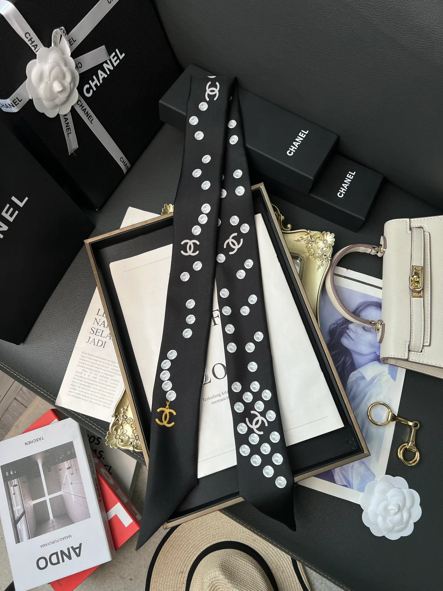 Платки Chanel 18675580