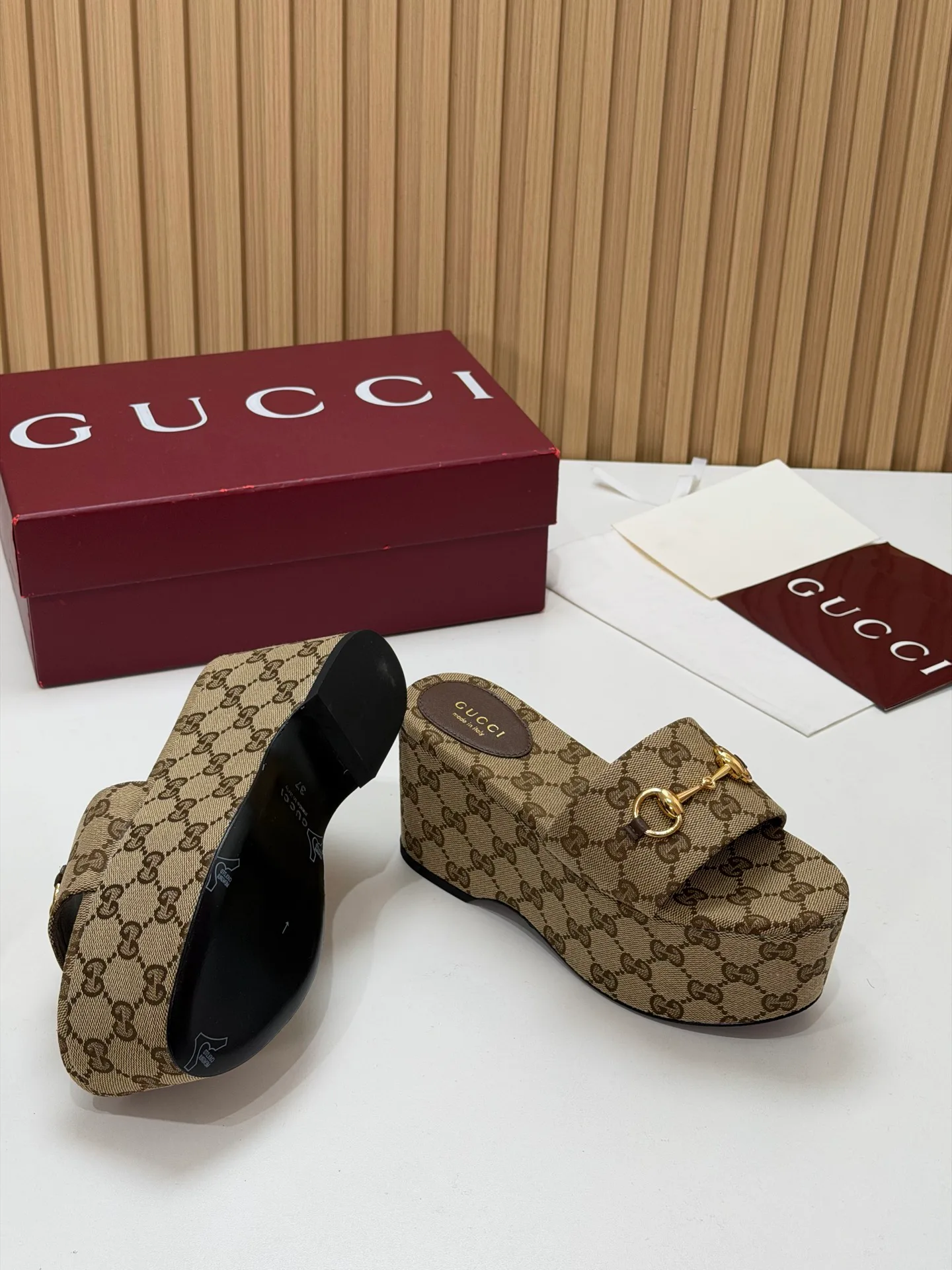 Босоножки Женские Gucci 17631673