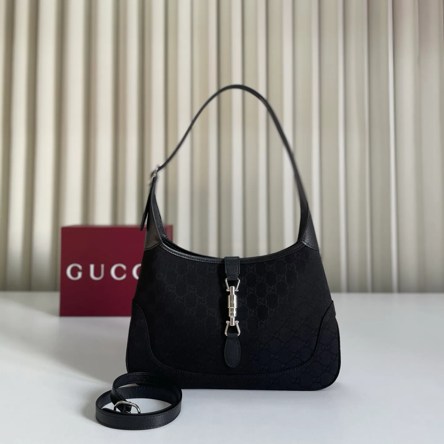 Классические Сумки Женские Gucci 11665052