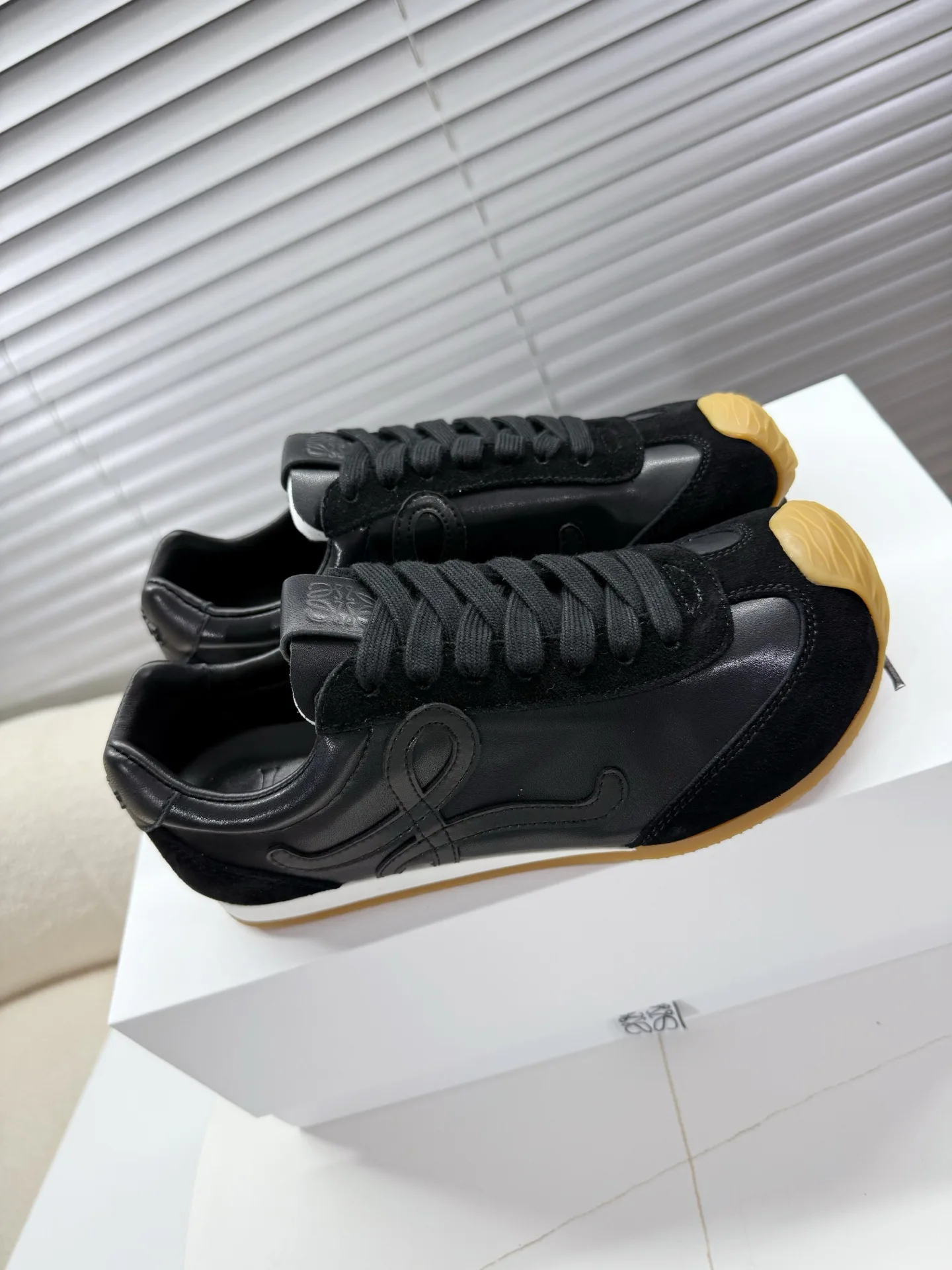 Кроссовки Женские Loewe 4019919