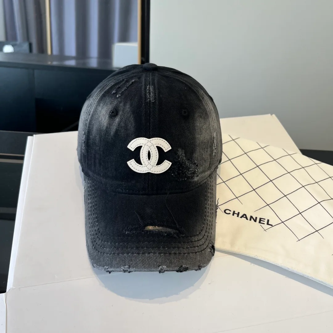 Головные Уборы Chanel 11488859