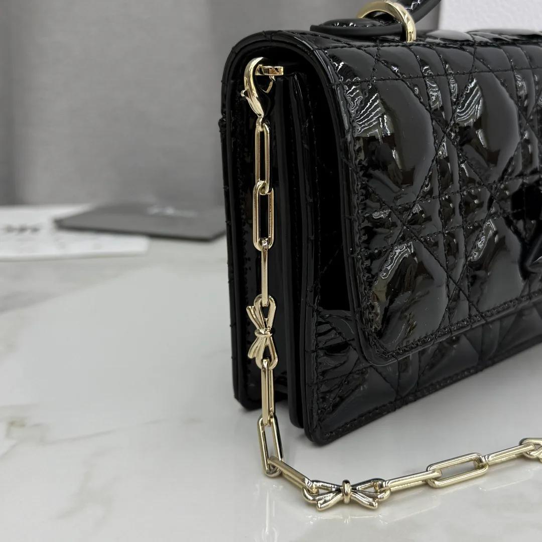 Сумки На Ремне Женские Christian Dior 9165588