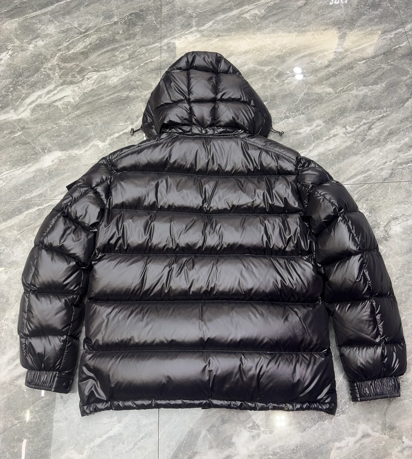 Куртки И Пуховики Женские Moncler 17568683