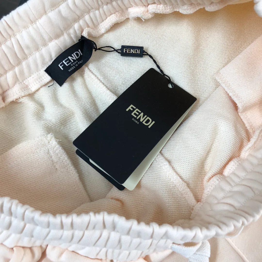 Шорты Женские Fendi 36305