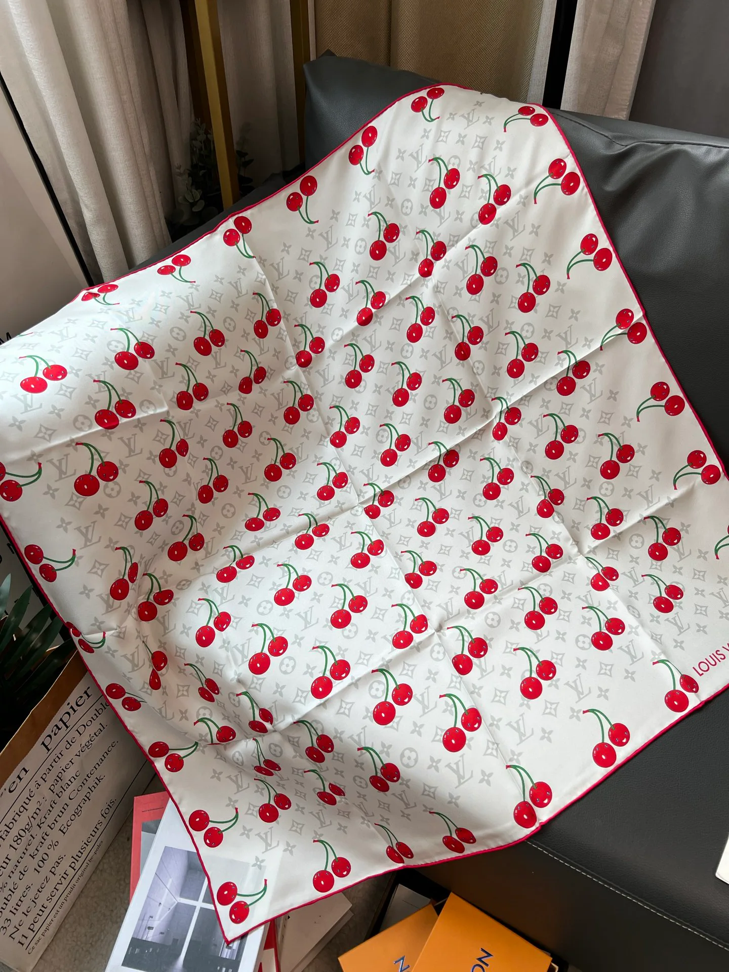 Платки Louis Vuitton 11910586