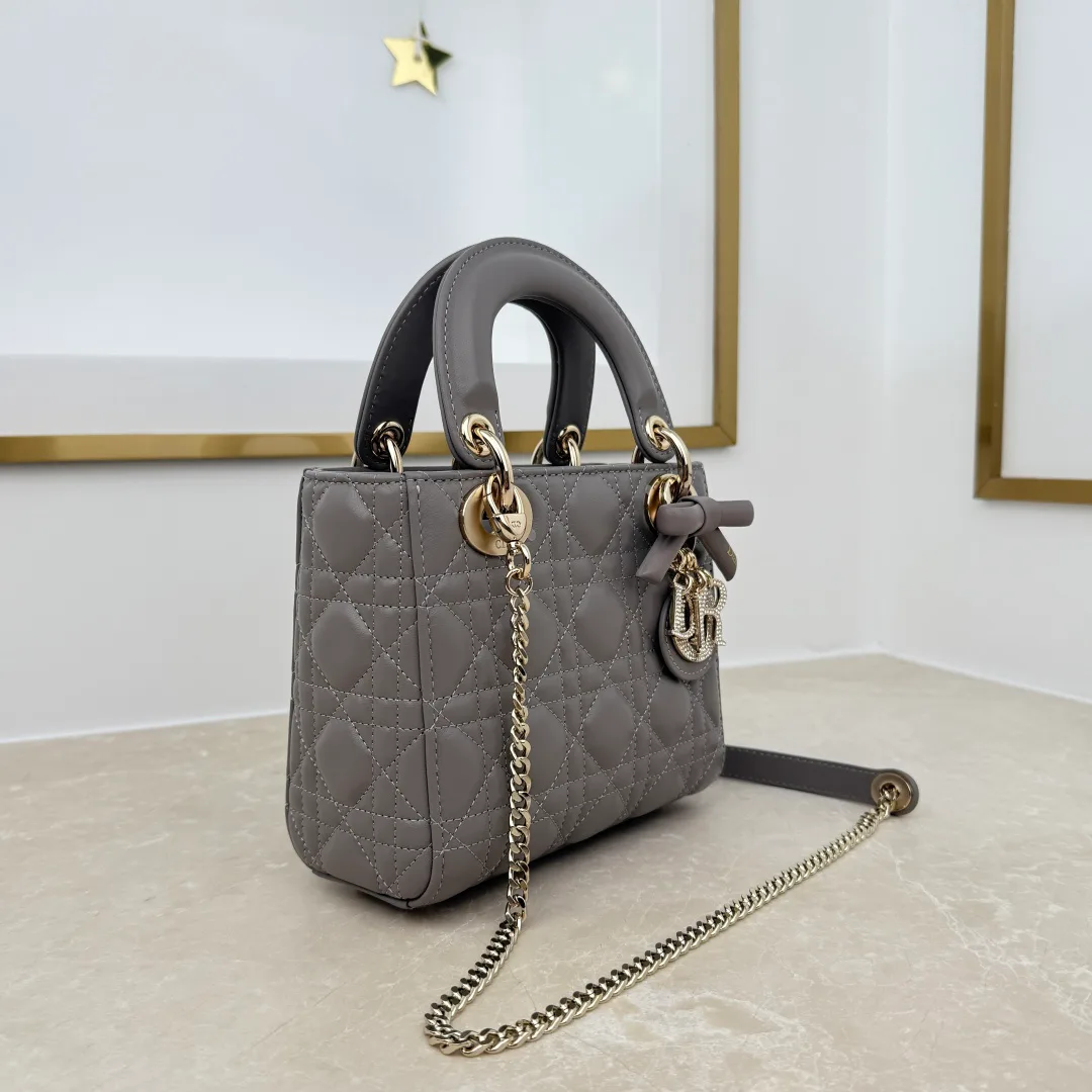 Классические Сумки Женские Christian Dior 18116222