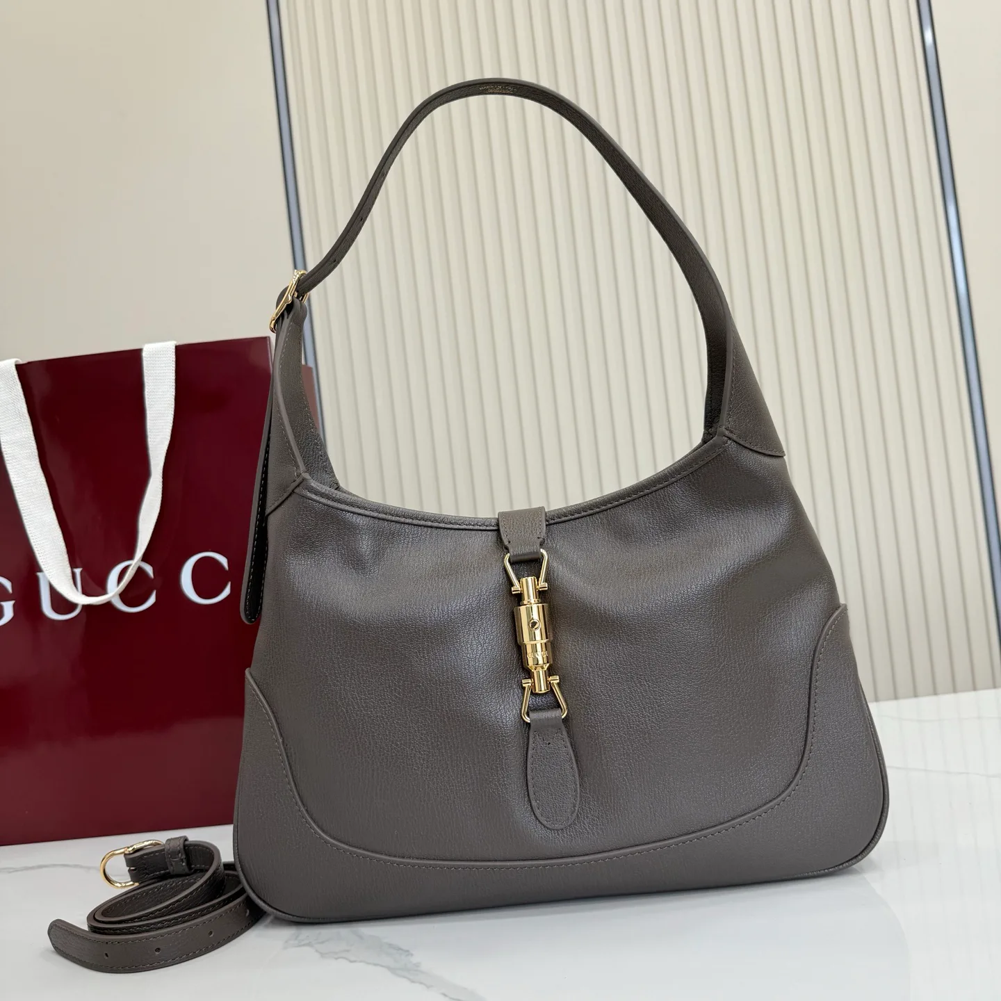 Классические Сумки Женские Gucci 17574145
