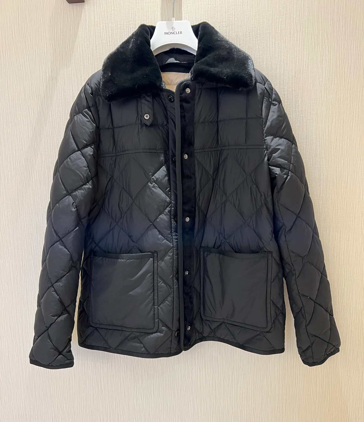 Куртки И Пуховики Женские Moncler 18818106