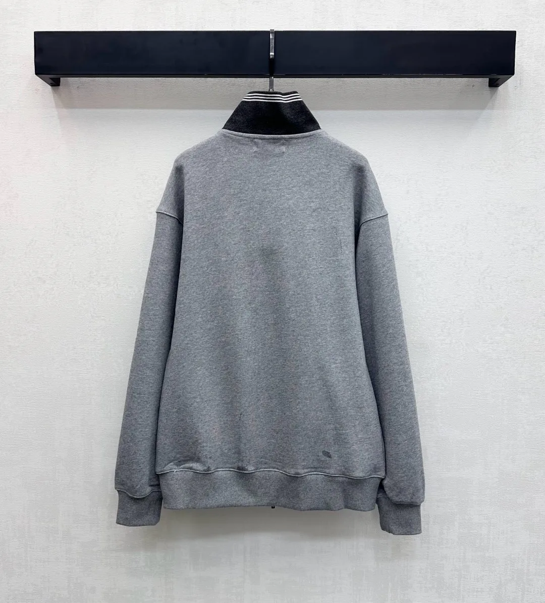 Куртки И Пуховики Женские Miu Miu 688098