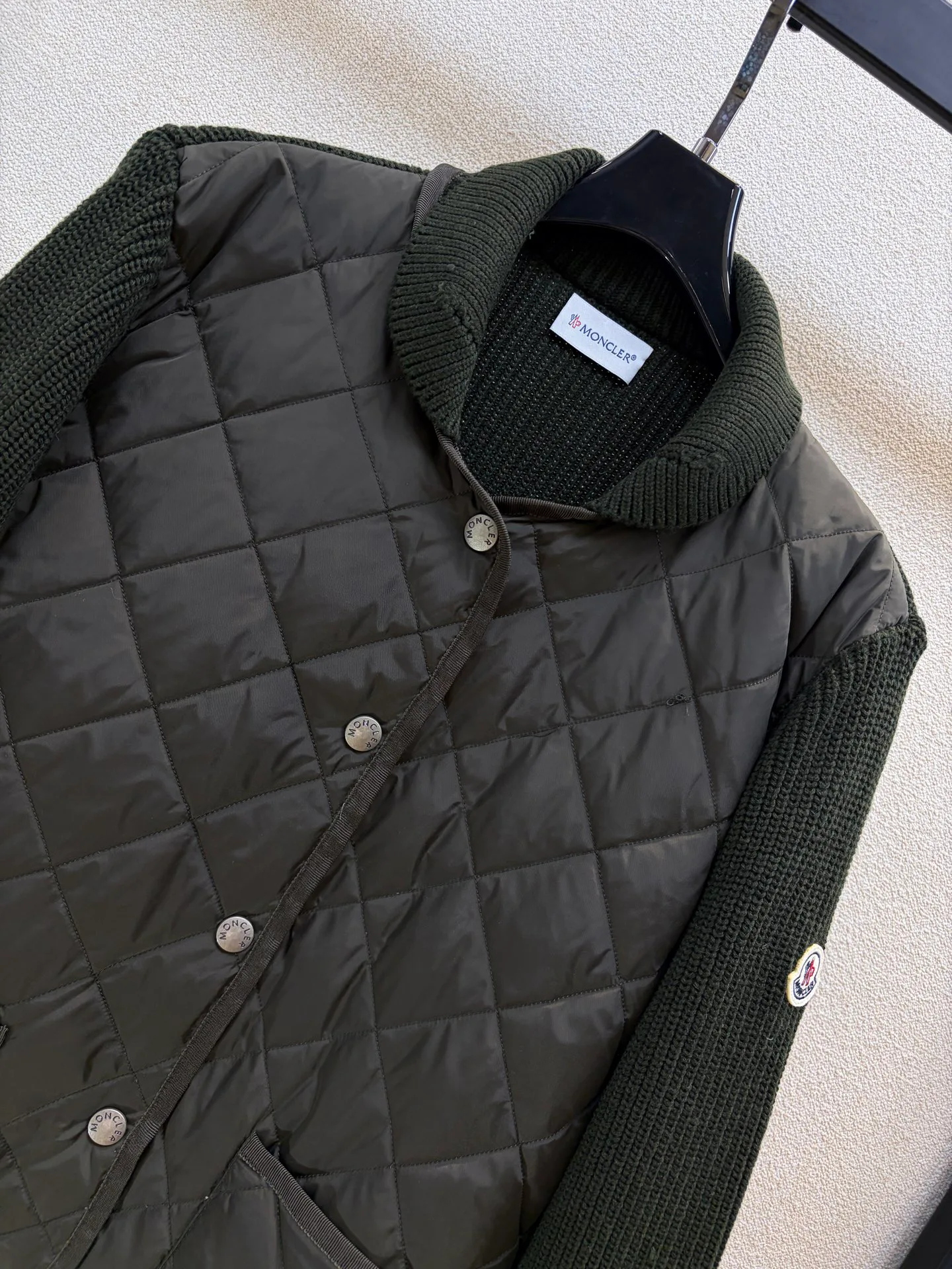 Куртки И Пуховики Женские Moncler 18407830