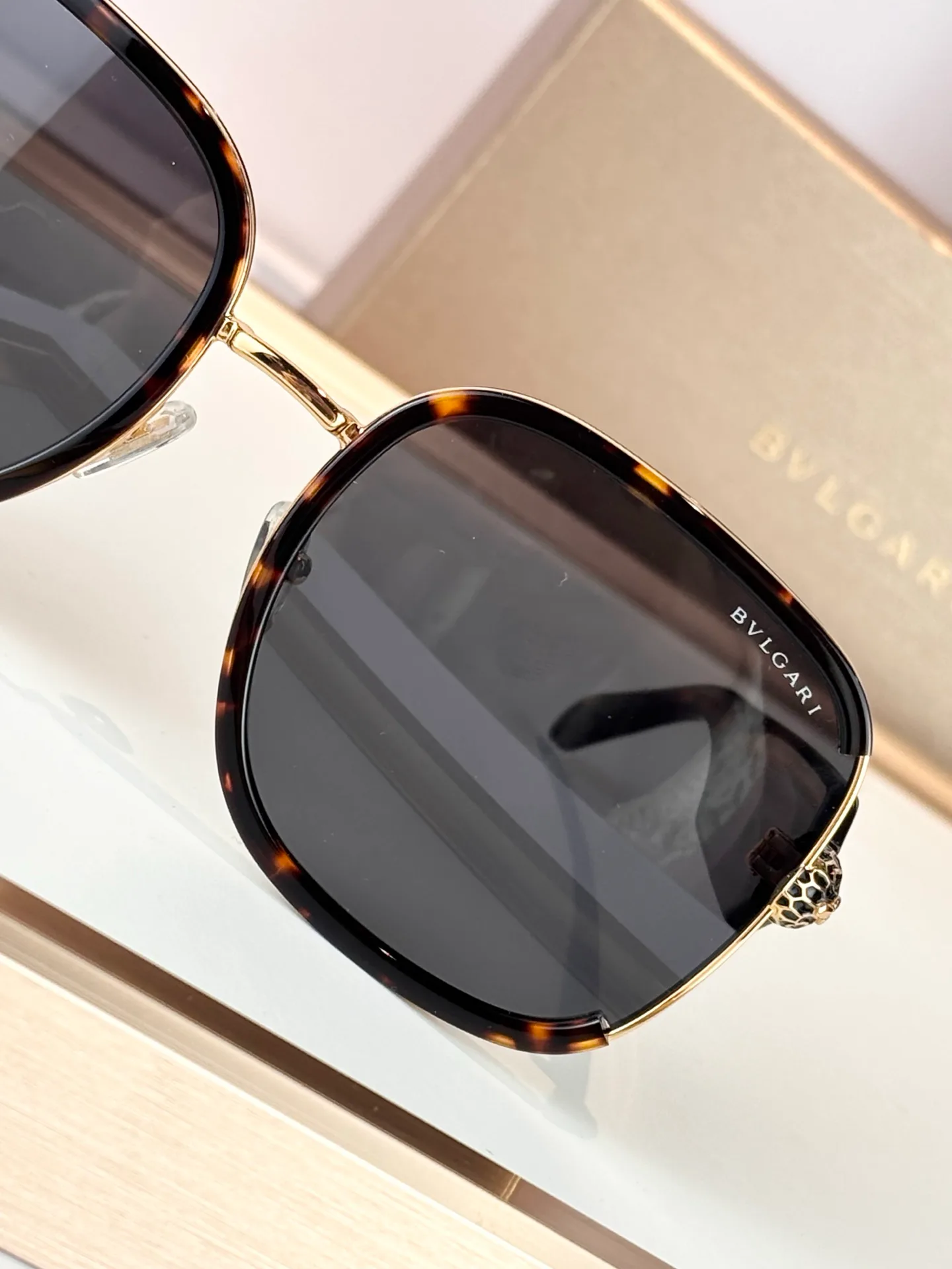 Очки Bvlgari 17700938