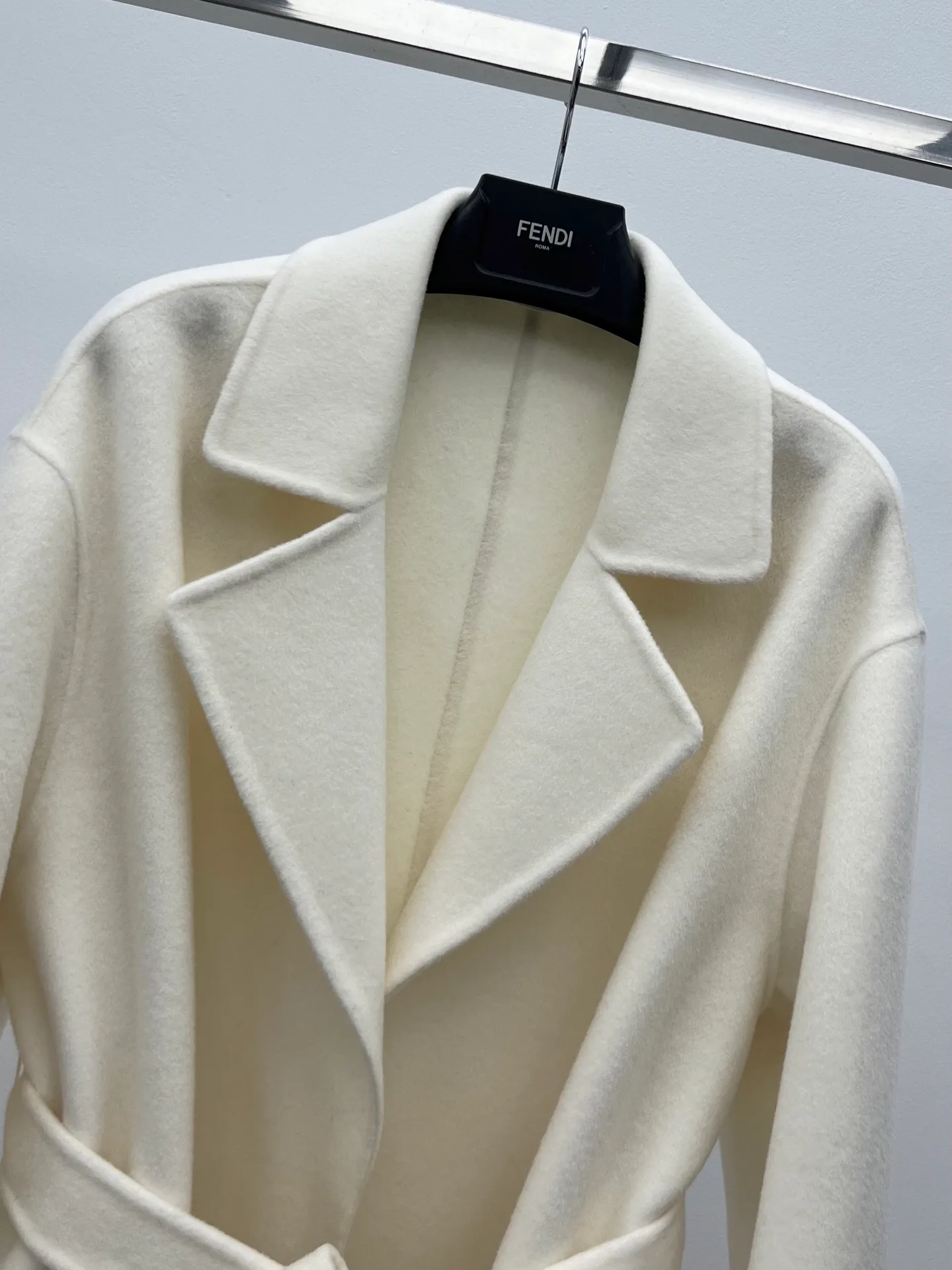 Пальто Женские Fendi 19412136