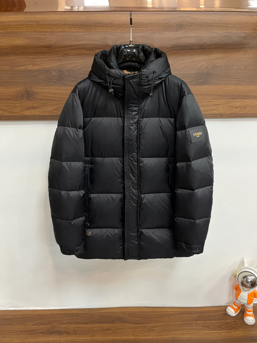 Куртки И Пуховики Мужские Fendi 560403