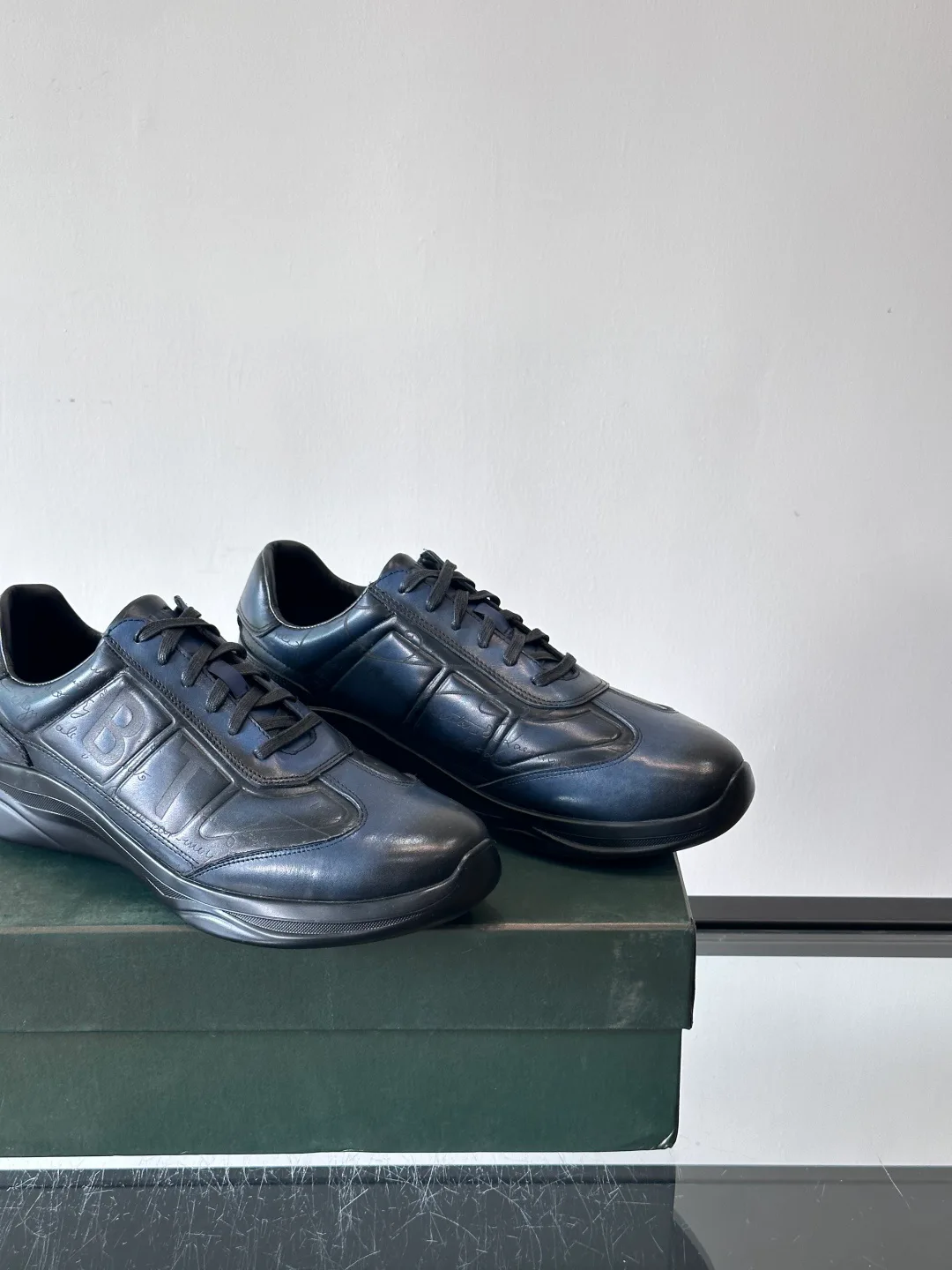 Кроссовки Мужские Berluti 284124