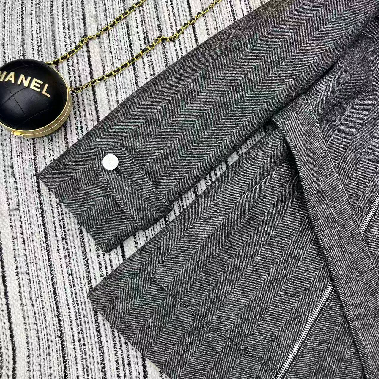 Куртки И Пуховики Женские Fendi 553274