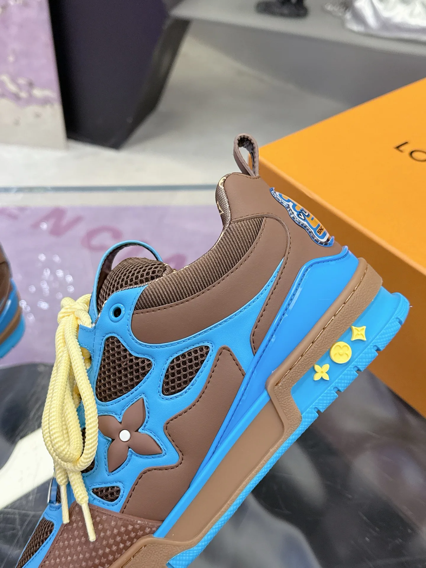 Кроссовки Женские Louis Vuitton 1874709