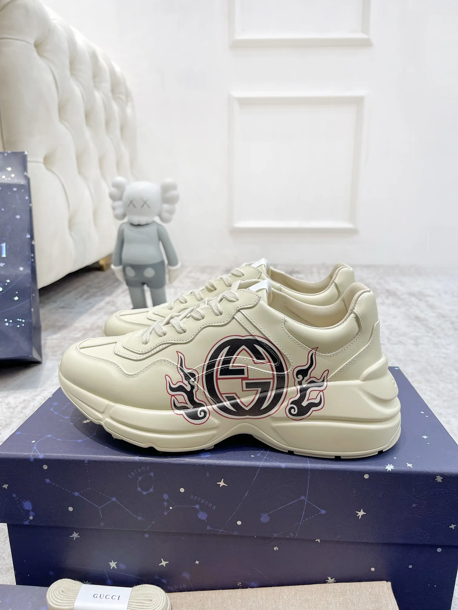 Кроссовки Женские Gucci 375866