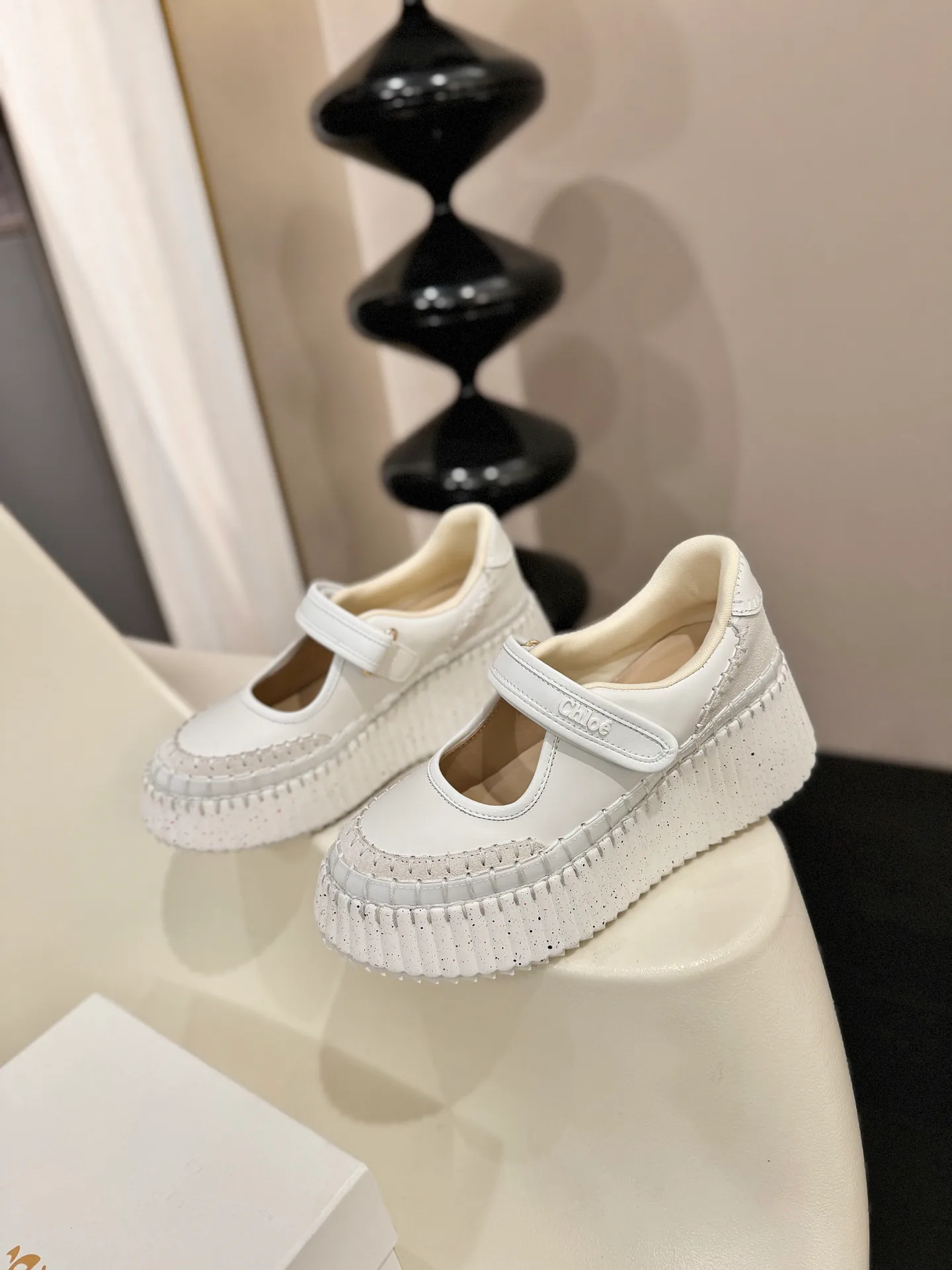 Кроссовки Женские Chloe 13253505
