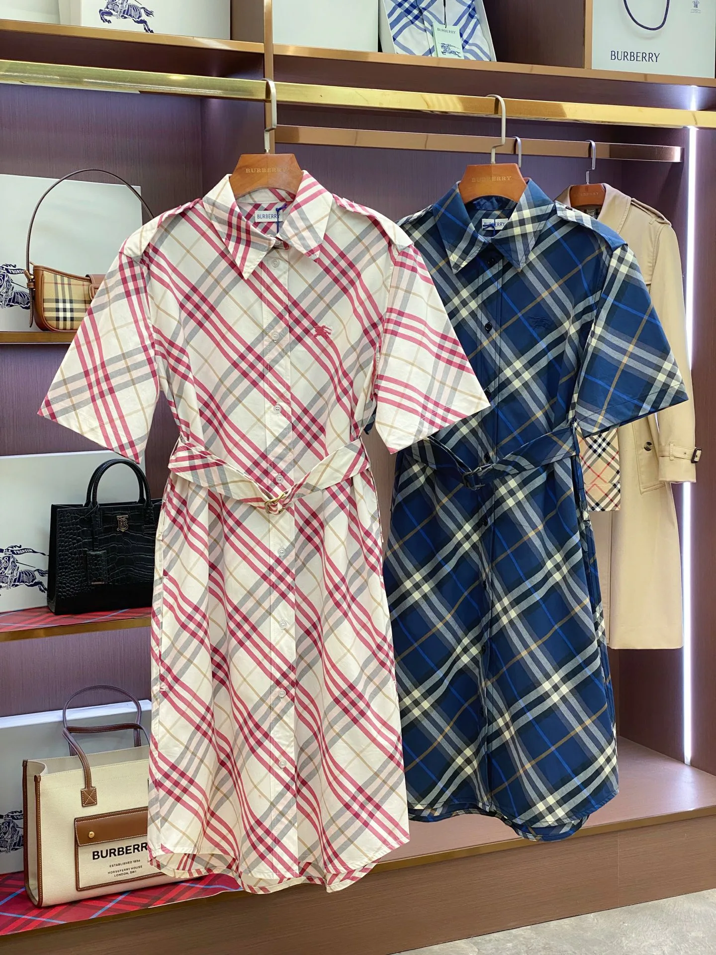 Платья Женские Burberry 17361070