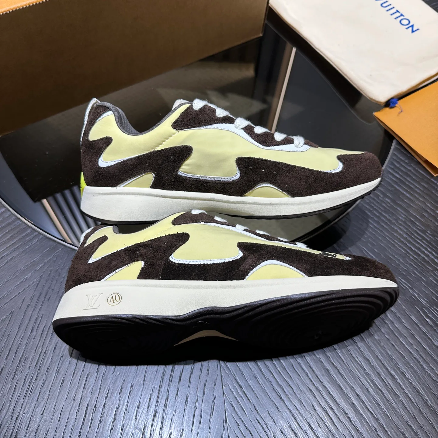 Кроссовки Мужские Louis Vuitton 18694225