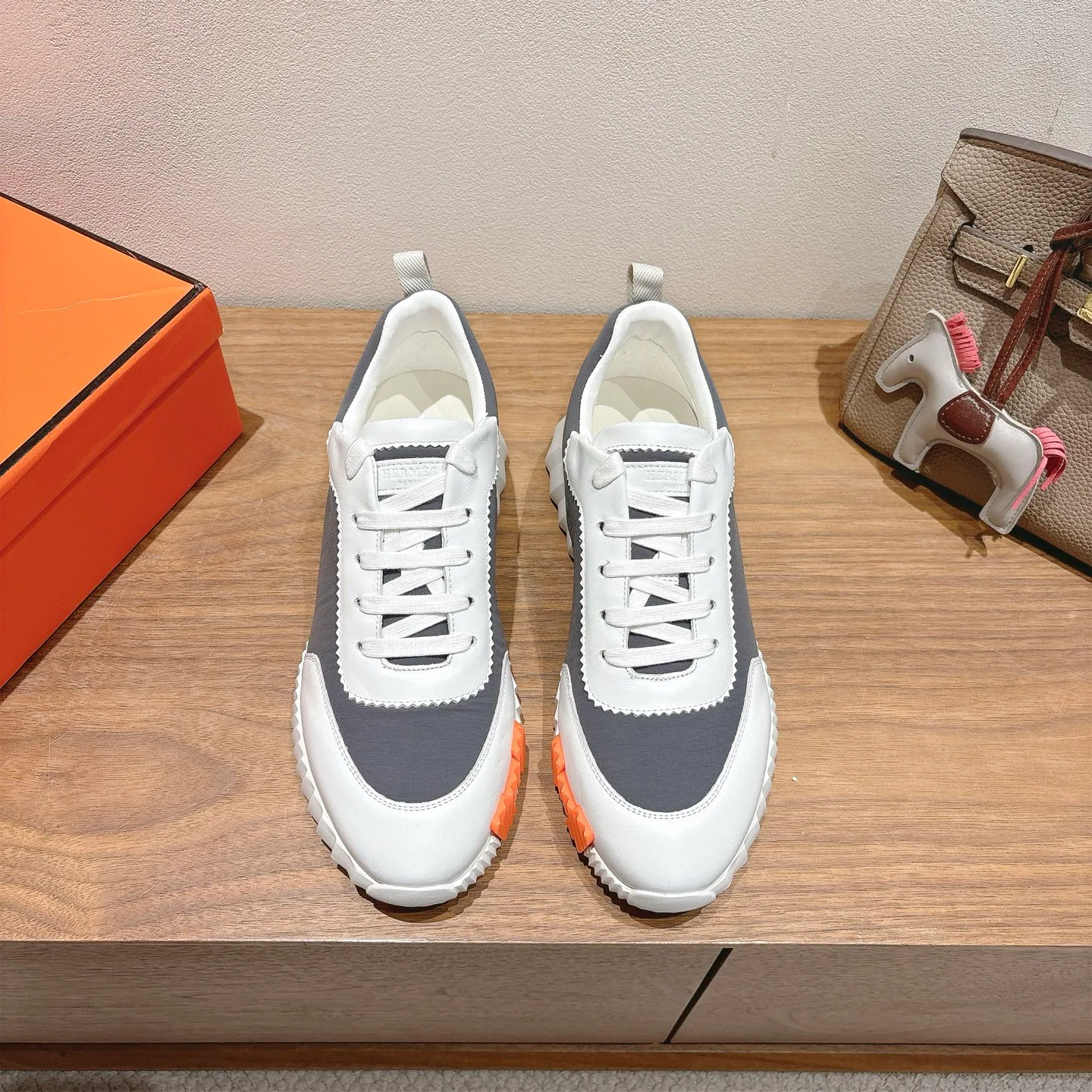 Кроссовки Женские Hermes 9915129