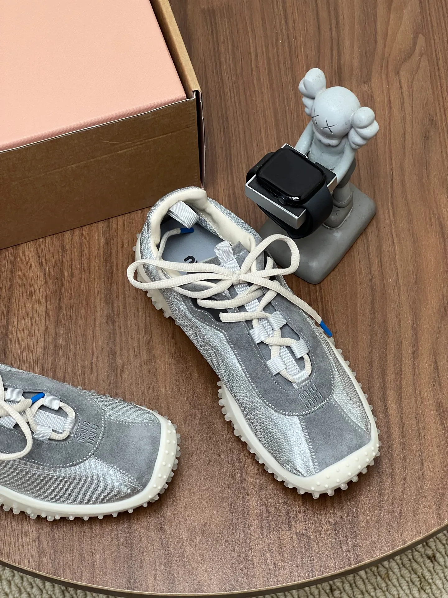 Кроссовки Женские Miu Miu 17787092