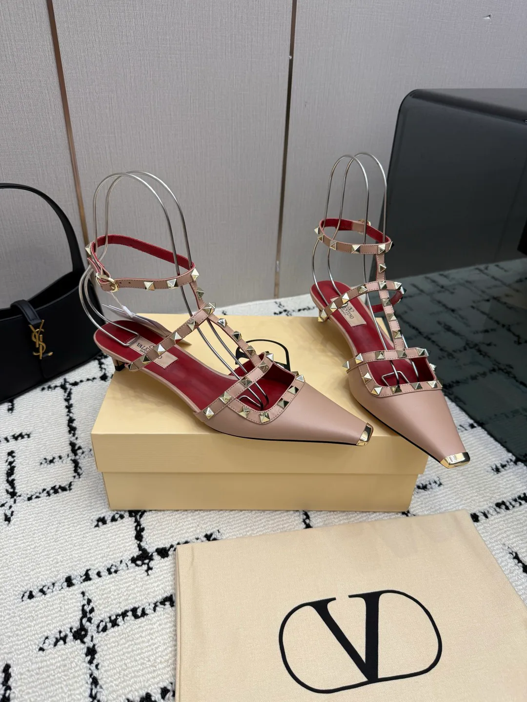 Босоножки Женские Valentino 17594505