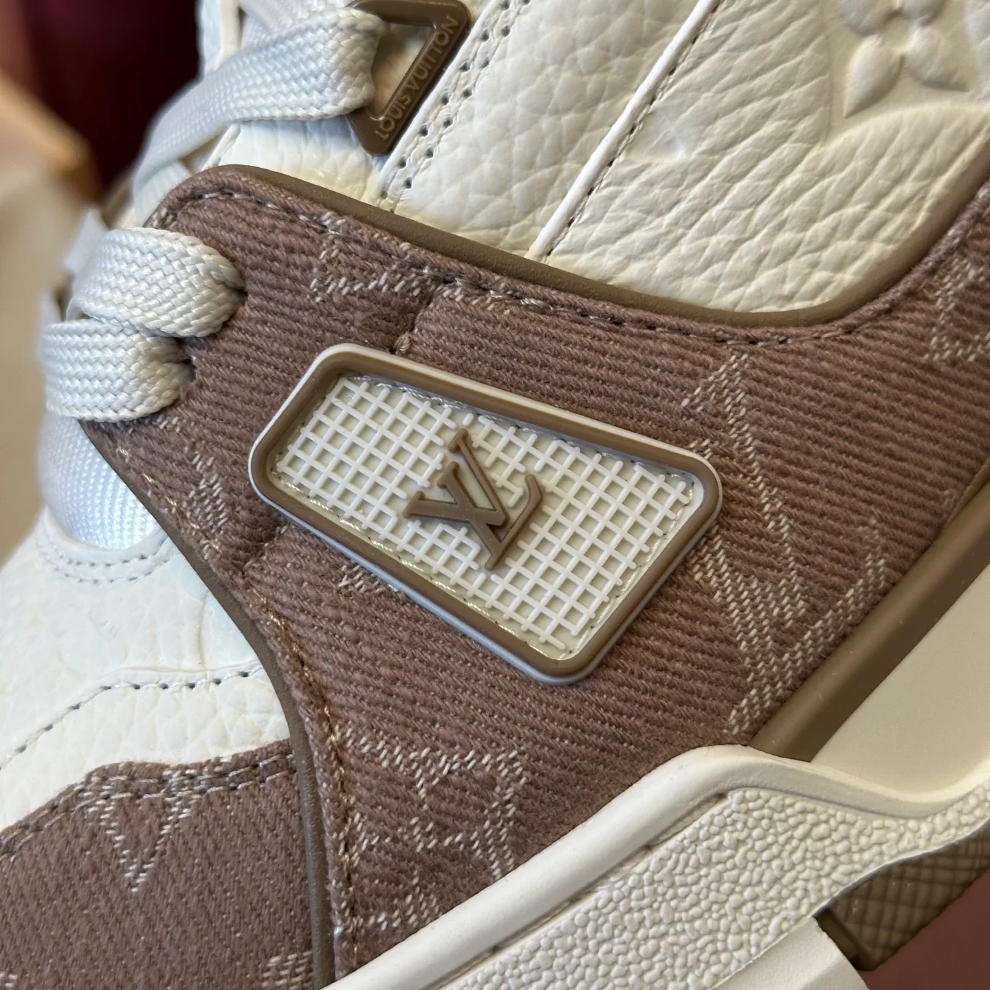 Кроссовки Женские Louis Vuitton 365079