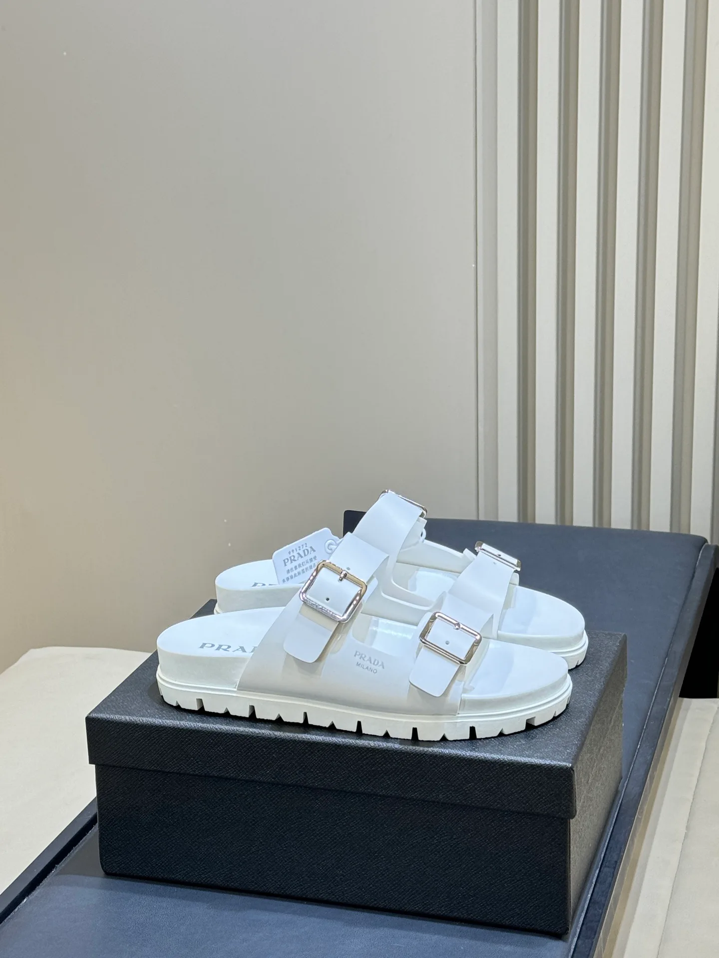 Сандалии Женские Prada 11258575