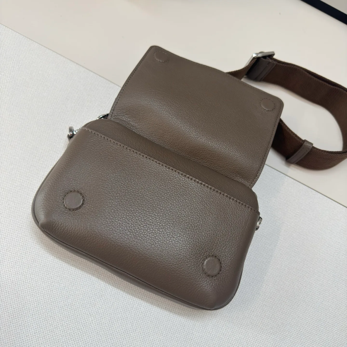 Сумки На Ремне Женские Loewe 11674492