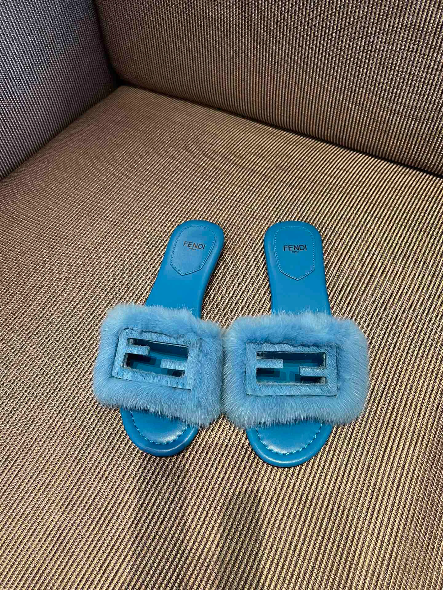 Шлепанцы Женские Fendi 10379