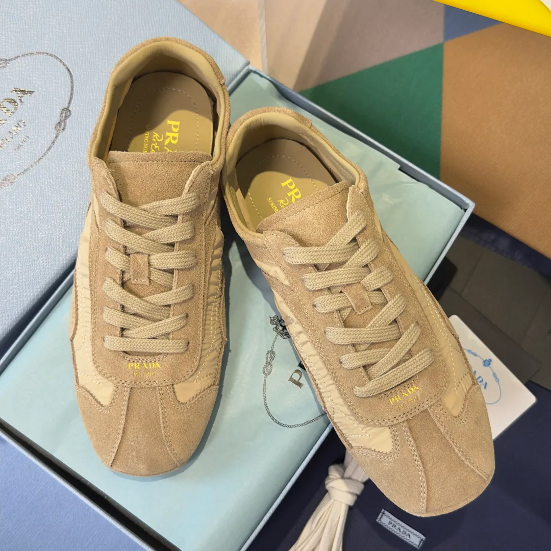 Кроссовки Женские Prada 12828837