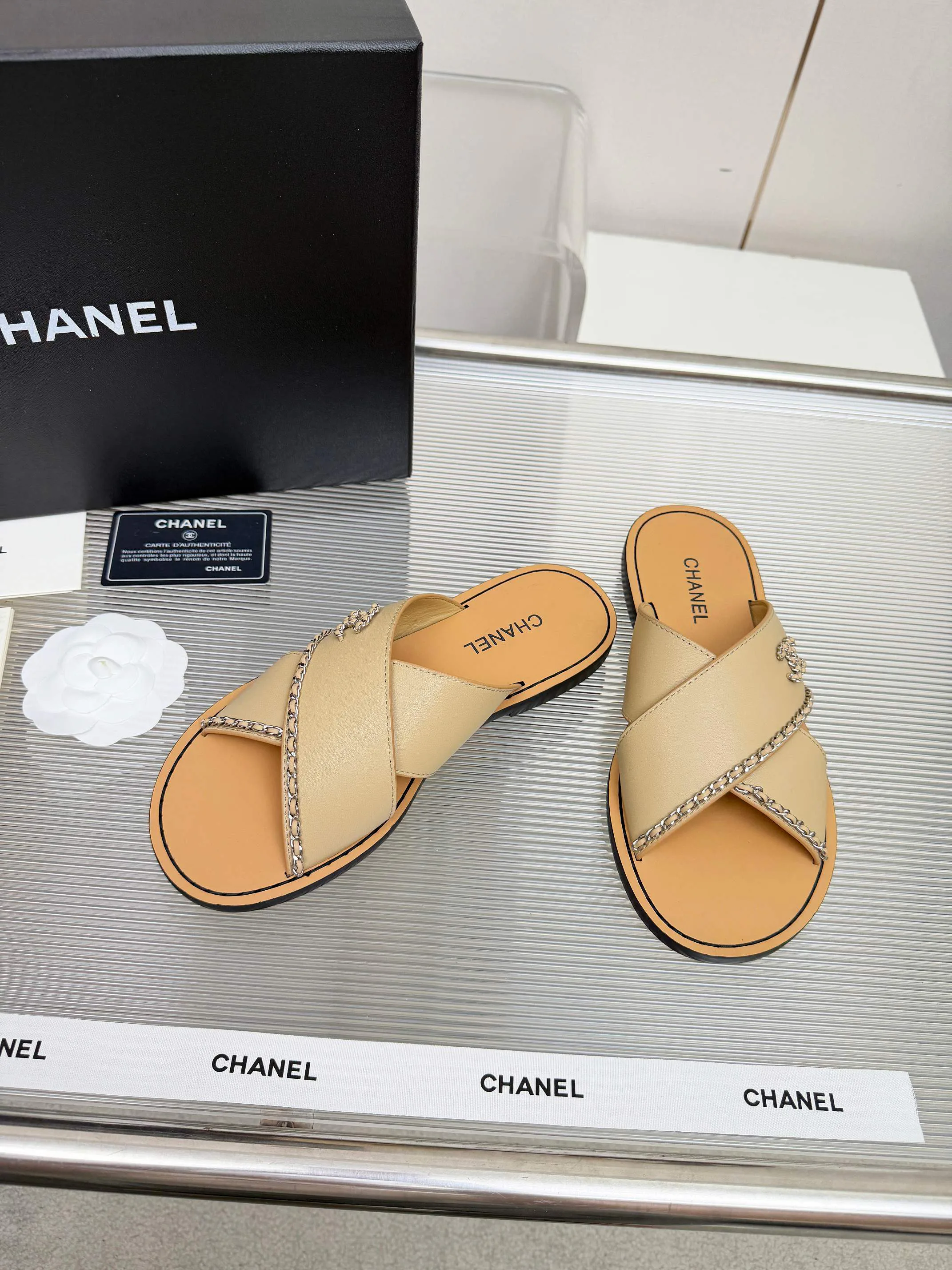 Шлепанцы Женские Chanel 11709181