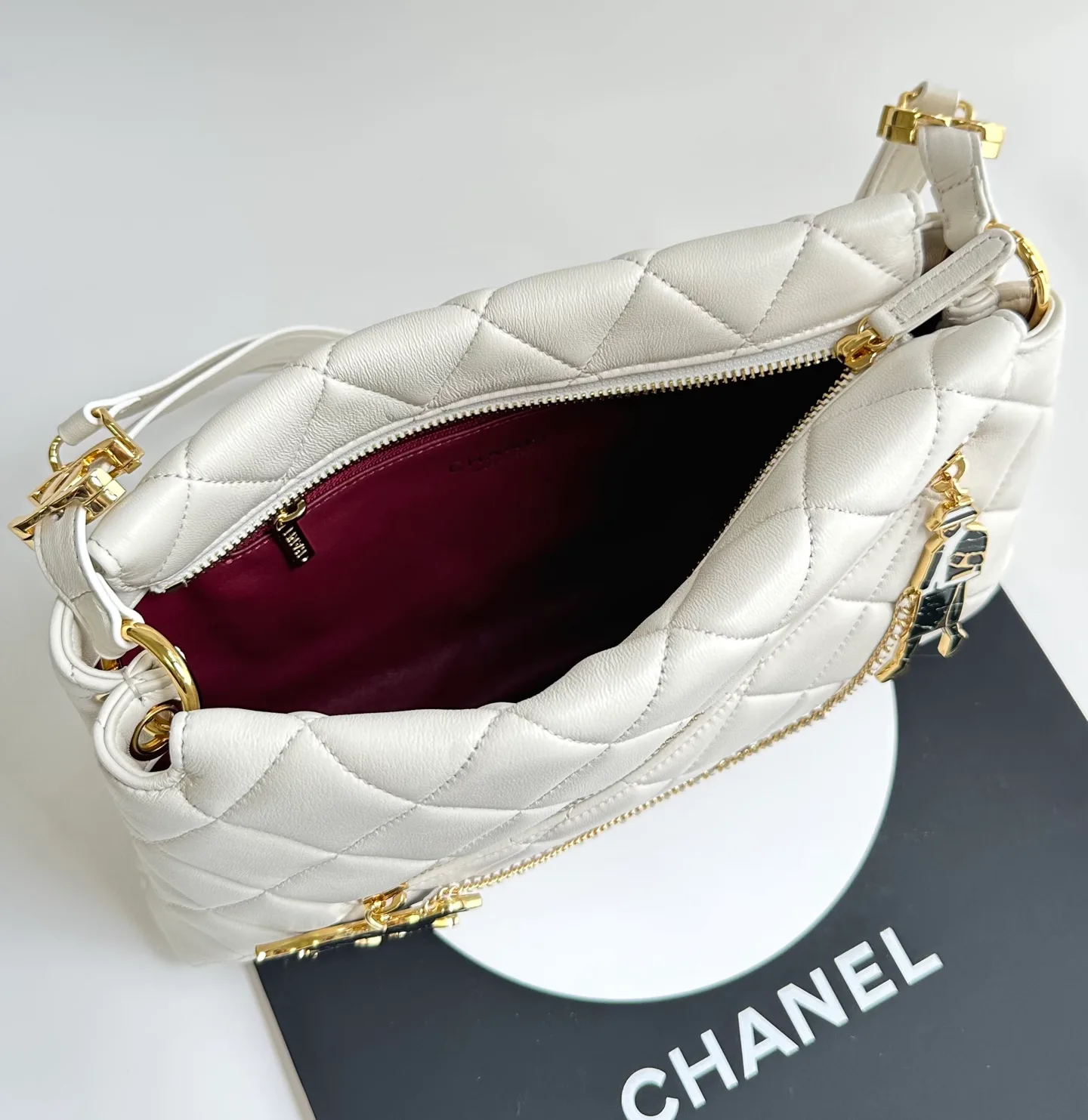 Классические Сумки Женские Chanel 18058732