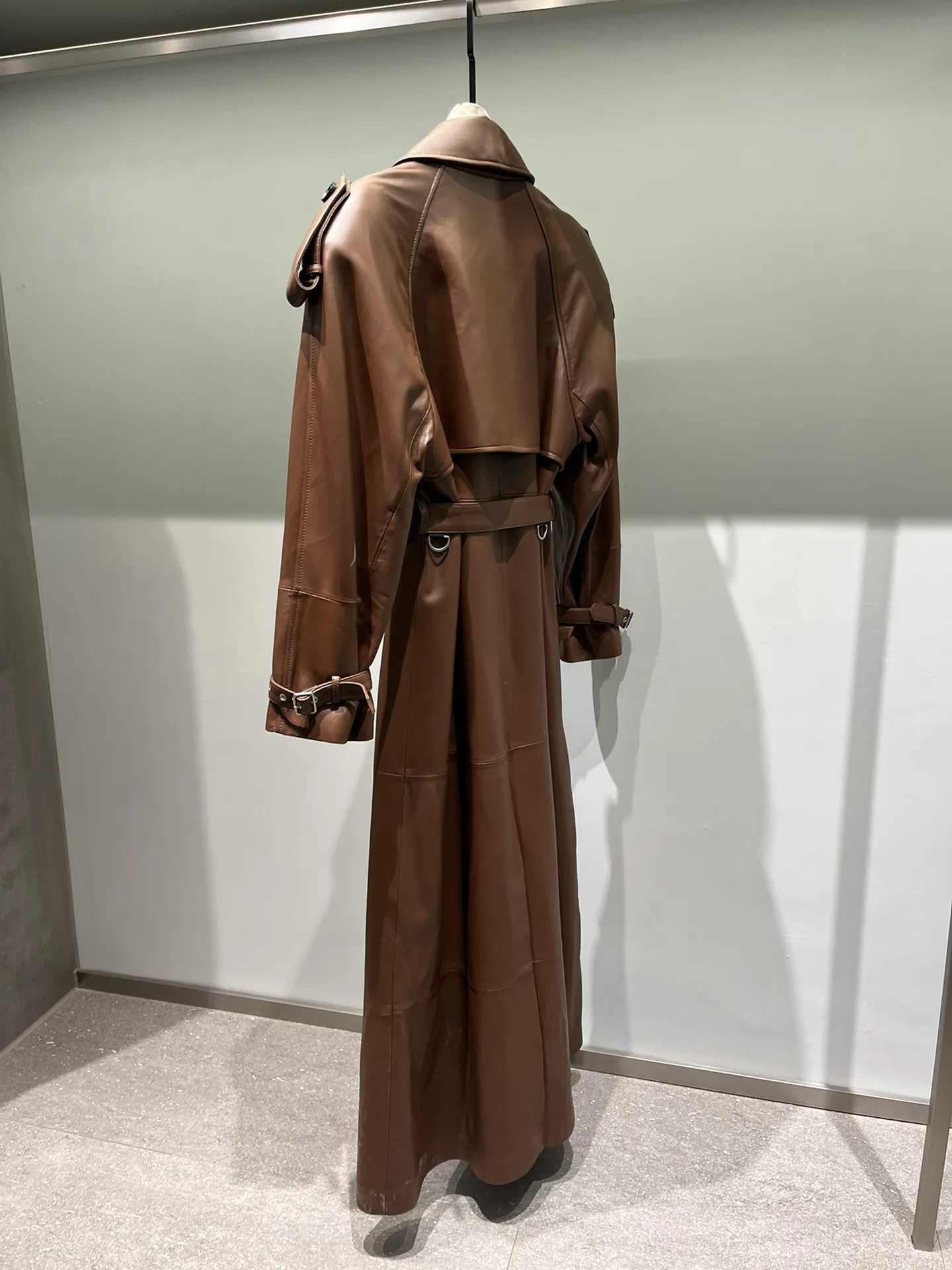 Кожаные Куртки И Дублёнки Женские Saint Laurent 1914887