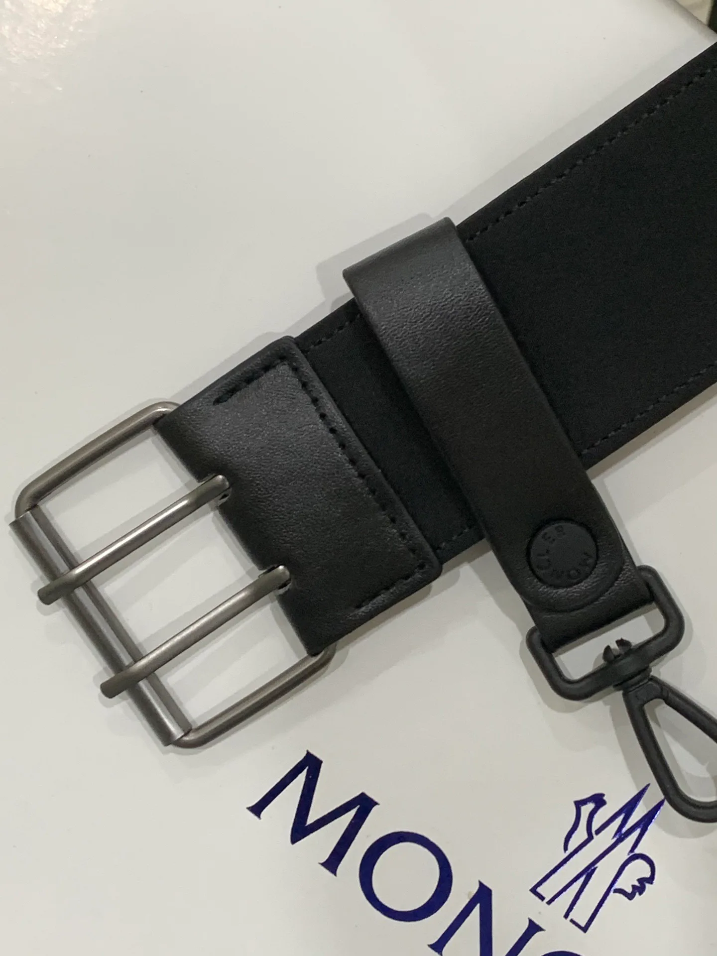 Куртки И Пуховики Женские Moncler 870383