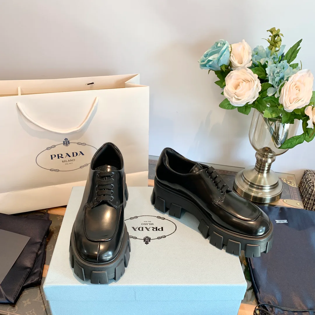 Лоферы И Мокасины Женские Prada 2764