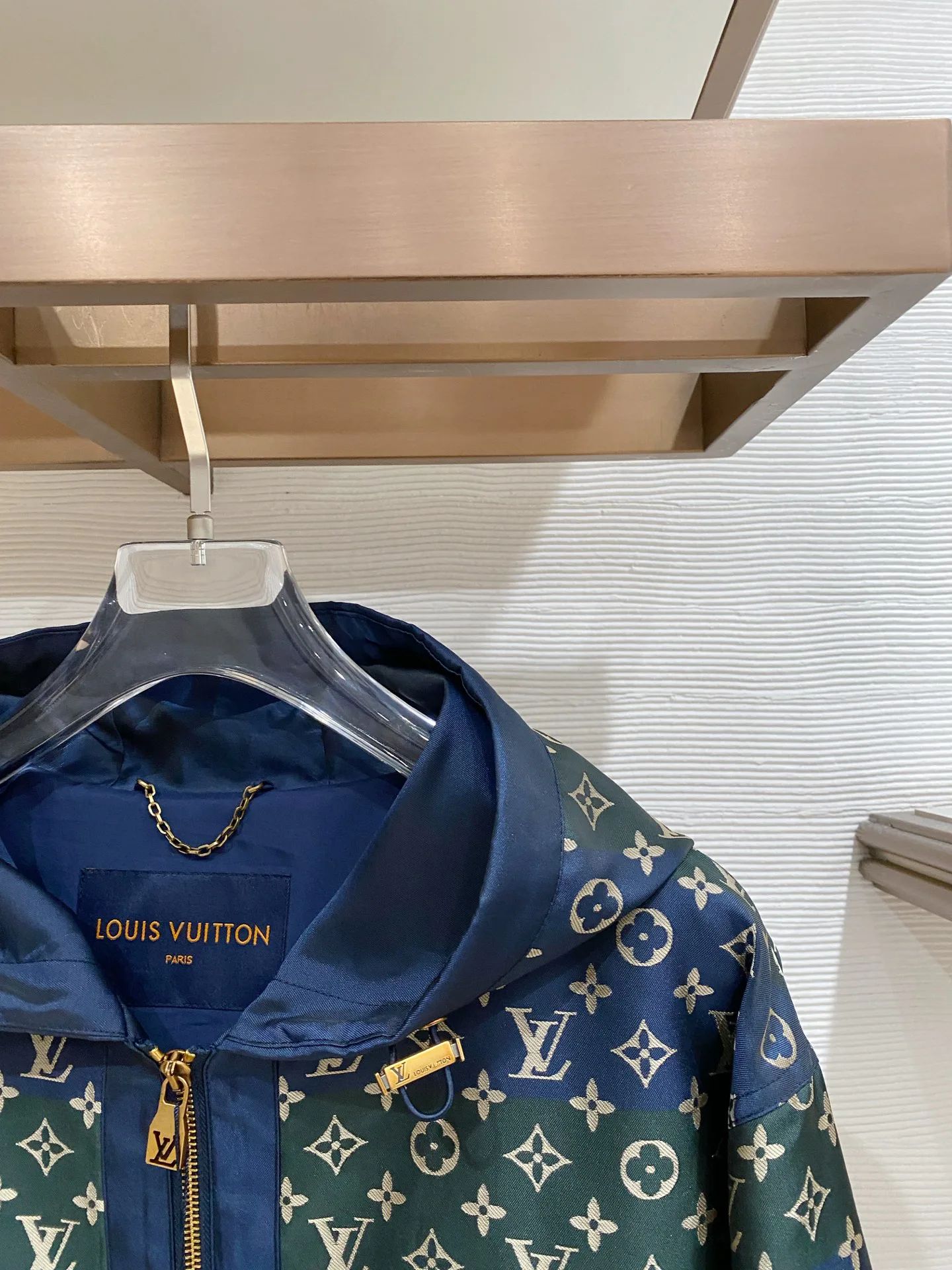 Куртки И Пуховики Мужские Louis Vuitton 2385907