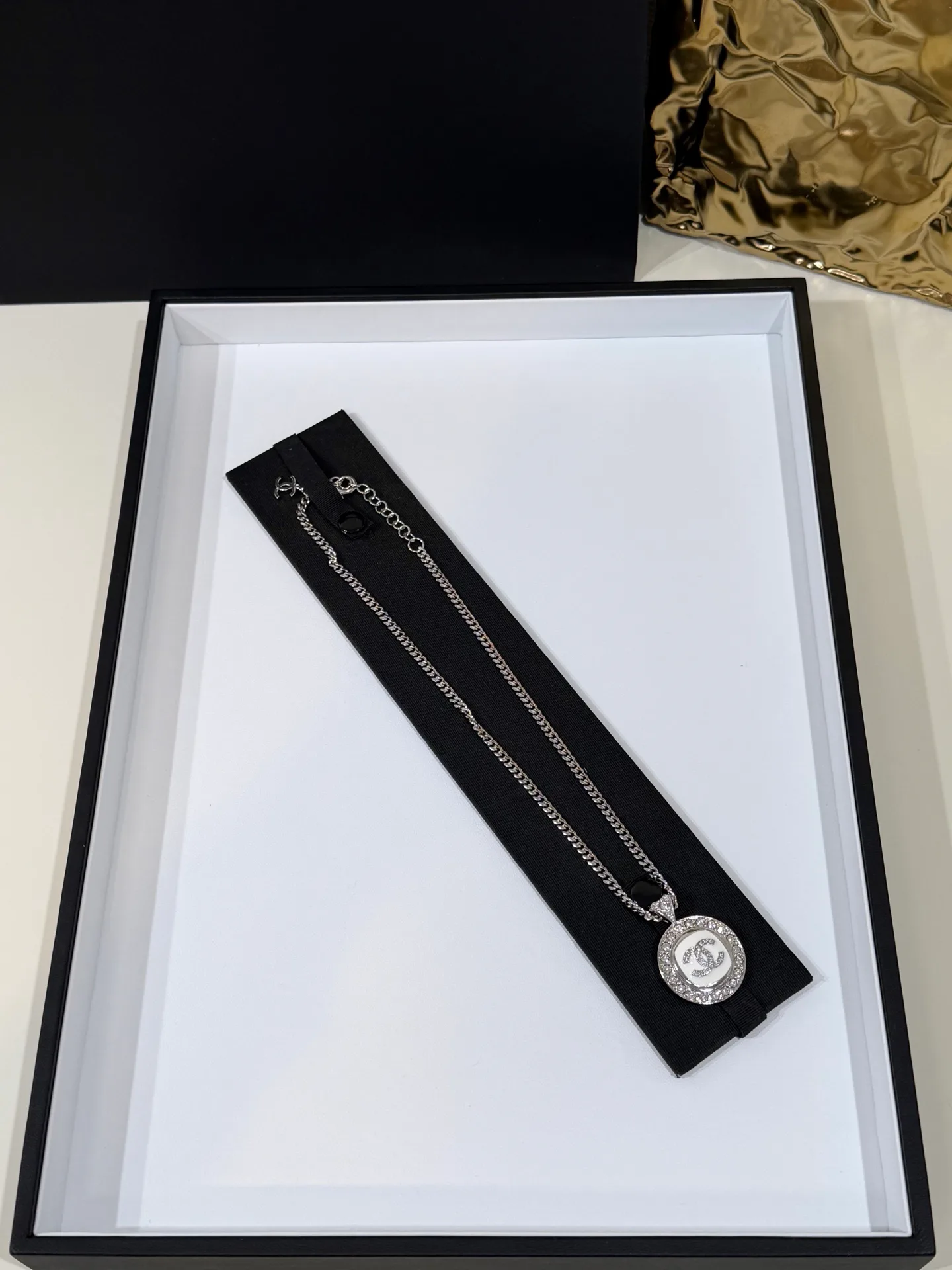 Бижутерия Chanel 17868615